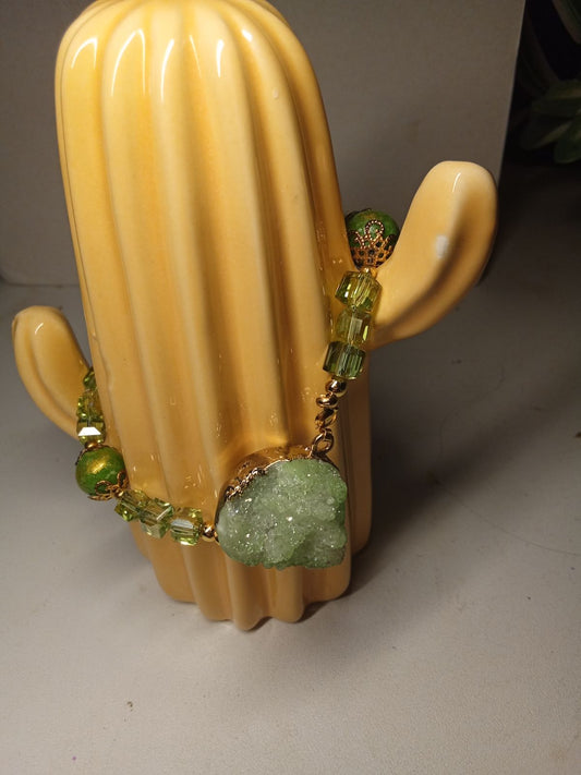 3 tones of green bracelet with square crystal beads
