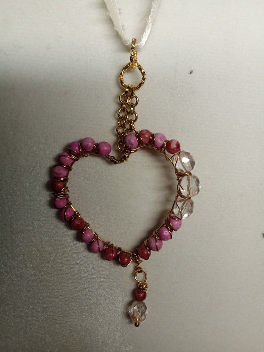 Wire heart pendant necklace