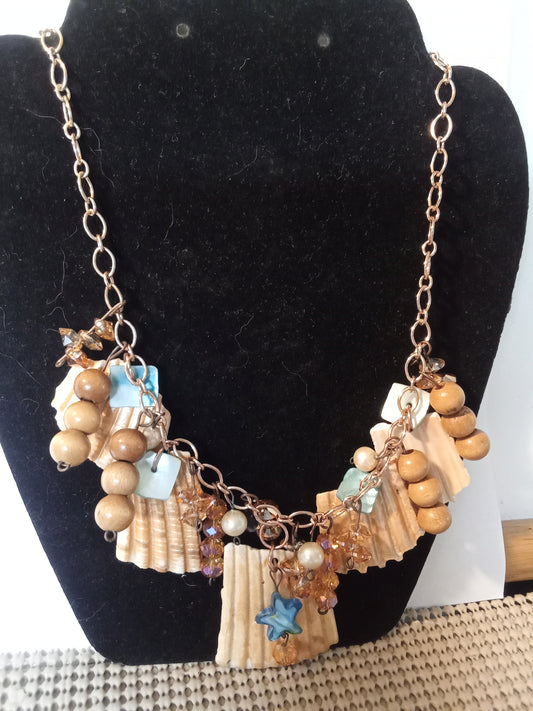 Peachy shell chip dangle necklace