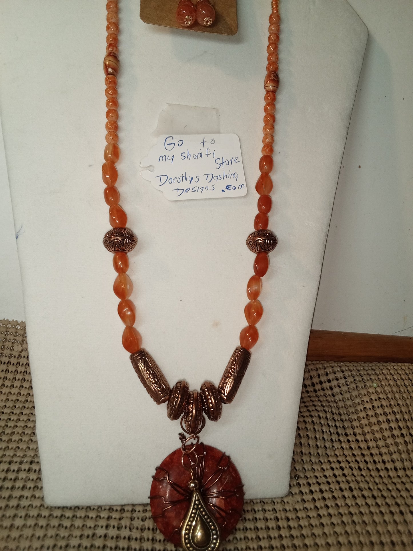 Coral copper wire wrapped doughnut necklace set