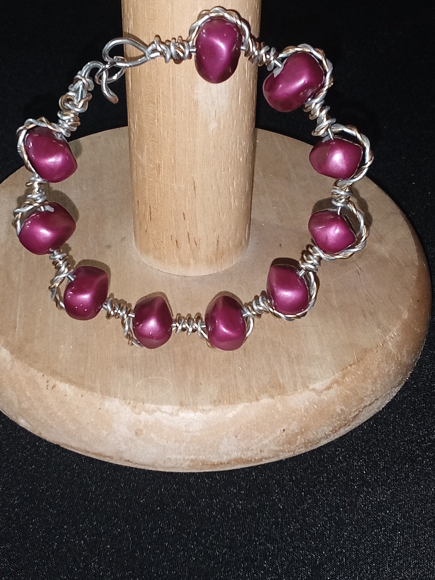 Purple pebble bead with wire twist bracelet